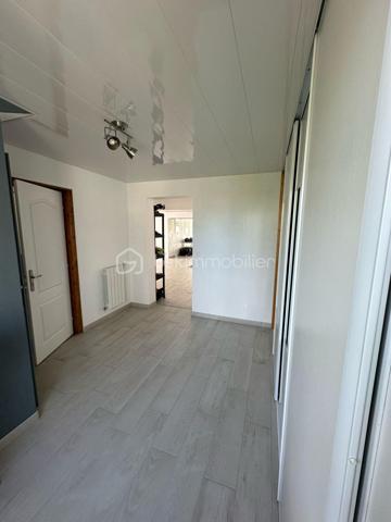 Maison de 254 m²