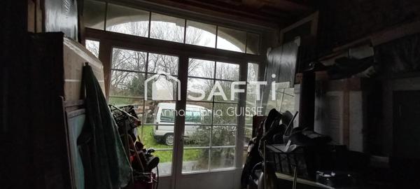 Maison de pierre 164 m², comprenant 6 pièces à rénover sur 1étage