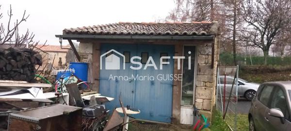 Maison de pierre 164 m², comprenant 6 pièces à rénover sur 1étage