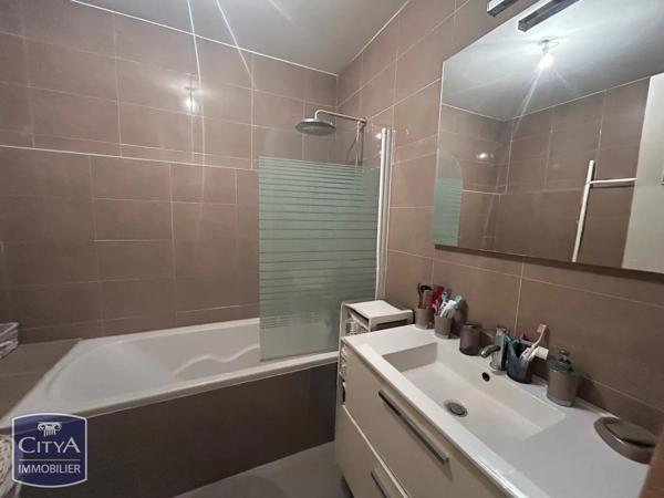 Appartement à vendre 3 pièces 101m² Issoudun (36100)