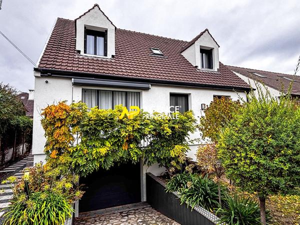 Sartrouville - Maison 6 pièces 145.84 m2 €493 500 ** - Référence 9516