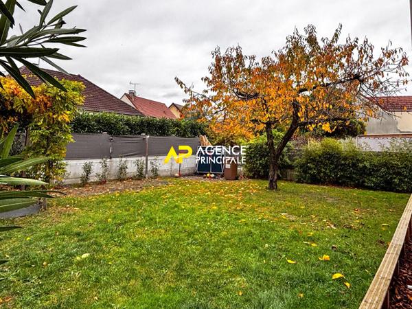 Sartrouville - Maison 6 pièces 145.84 m2 €493 500 ** - Référence 9516