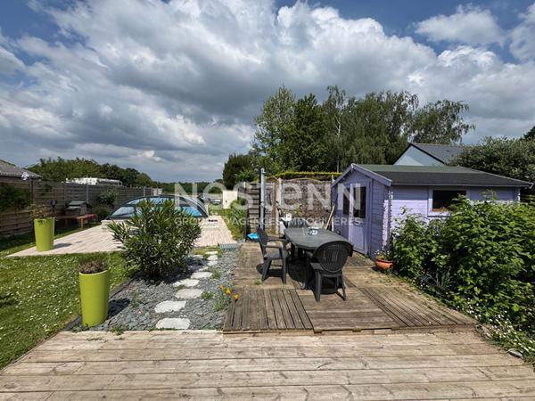 À vendre maison T5 à FEREL, 133 m² habitable avec jardin clos et piscine