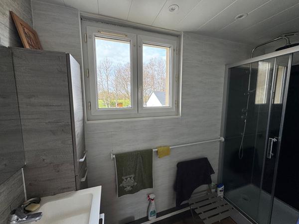 À vendre maison T5 à FEREL, 133 m² habitable avec jardin clos et piscine