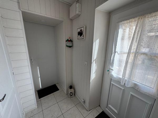 À vendre maison T5 à FEREL, 133 m² habitable avec jardin clos et piscine