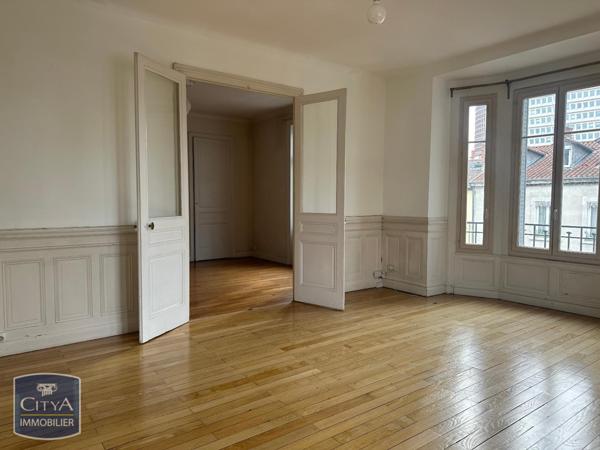 Appartement à louer 5 pièces 129.48m²