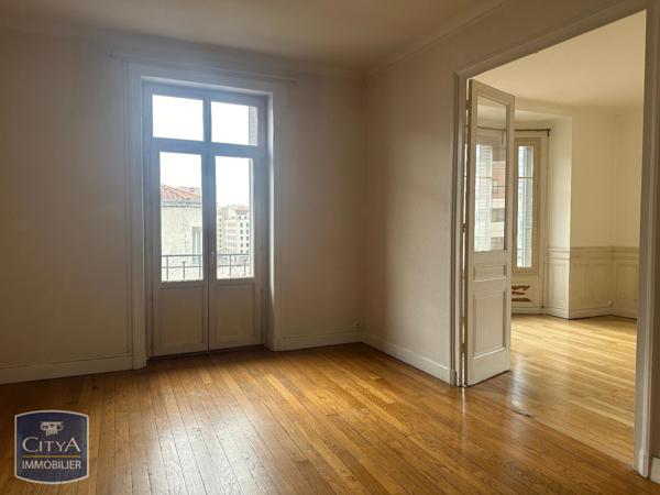 Appartement à louer 5 pièces 129.48m²