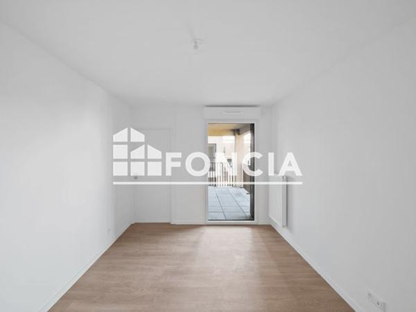 Location Appartement 2 pièces 45.8 m² - 194 / 196 RUE DES QUEYRIES Bordeaux 33100