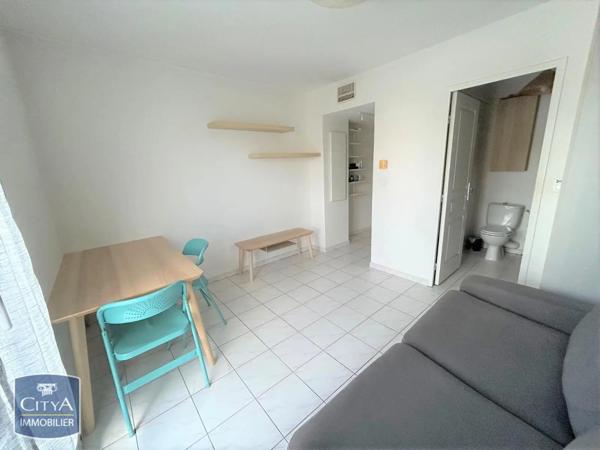 Appartement à louer 1 pièce 18.16m² Aix-en-Provence (13090)