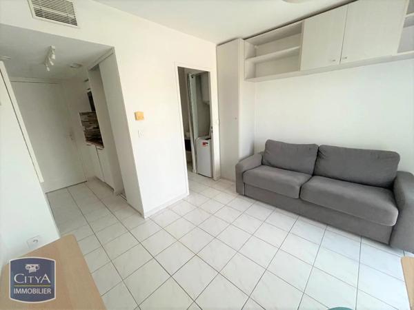 Appartement à louer 1 pièce 18.16m² Aix-en-Provence (13090)