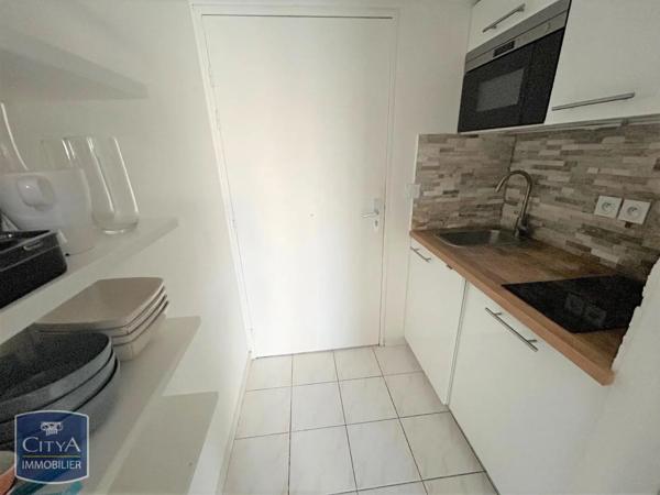 Appartement à louer 1 pièce 18.16m² Aix-en-Provence (13090)