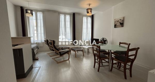 À vendre Studio 40 m² - Rochefort 17300