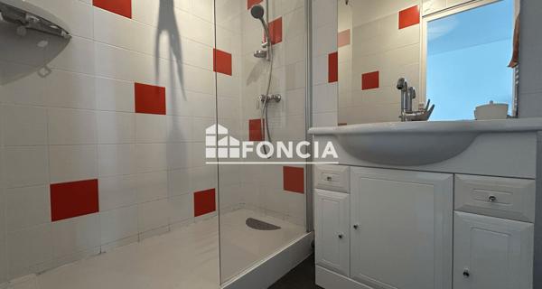 À vendre Studio 40 m² - Rochefort 17300