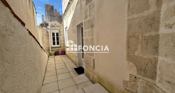 À vendre Studio 40 m² - Rochefort 17300