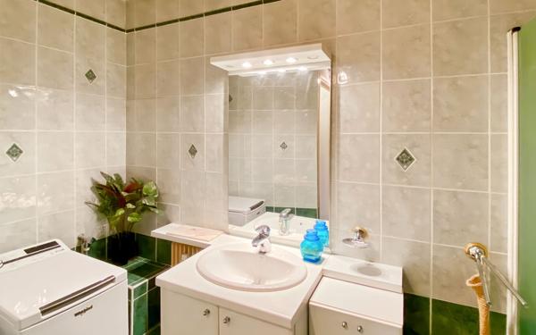 Appartement à vendre    2 pièces • 52,78 m2 Versailles