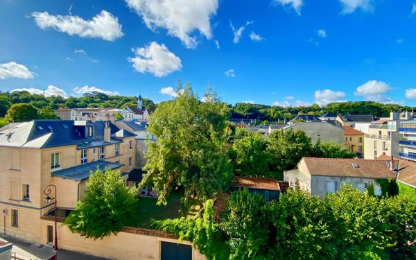 Appartement à vendre    2 pièces • 52,78 m2 Versailles