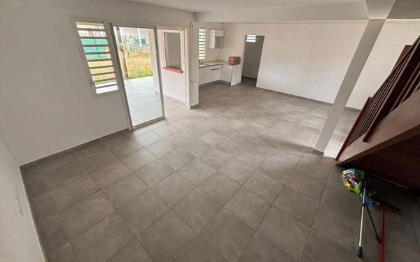 Maison à louer    4 pièces • 122,58 m2 Remire-Montjoly