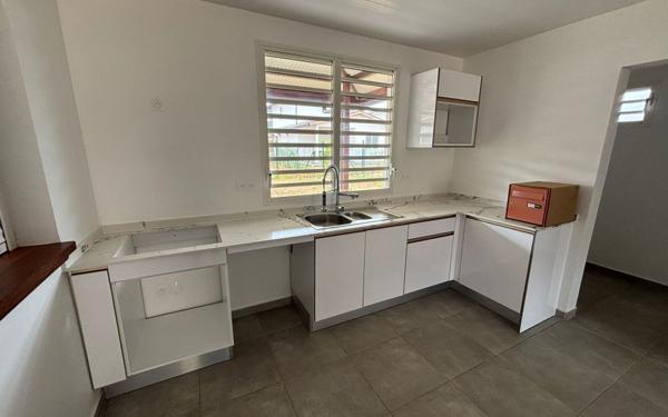 Maison à louer    4 pièces • 122,58 m2 Remire-Montjoly
