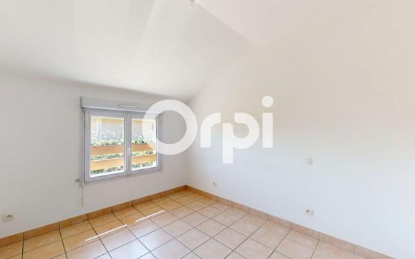 Maison à louer    5 pièces • 89 m2 Genas