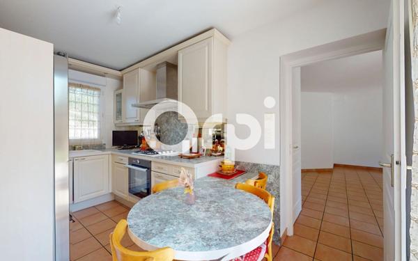 Maison à louer    5 pièces • 89 m2 Genas