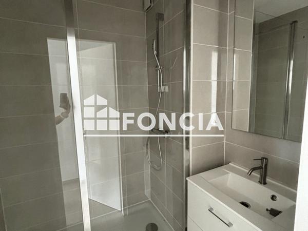Location Studio 25.35 m² - 9 RUE DE L HELVETIE Ambilly 74100