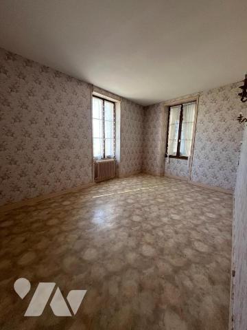 Chaveignes : maison 3 chambres et jardin