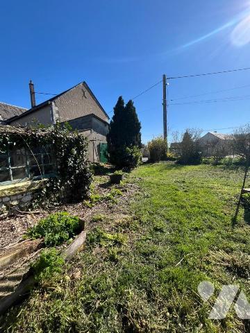 Chaveignes : maison 3 chambres et jardin