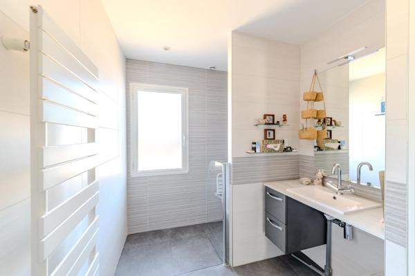 Maison à vendre  5 pièces - 209,37 m2 BATZ SUR MER - 44