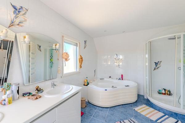 Maison à vendre  5 pièces - 209,37 m2 BATZ SUR MER - 44