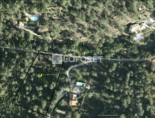 Achat terrain Cuers - 4245 m² - 35 000 €