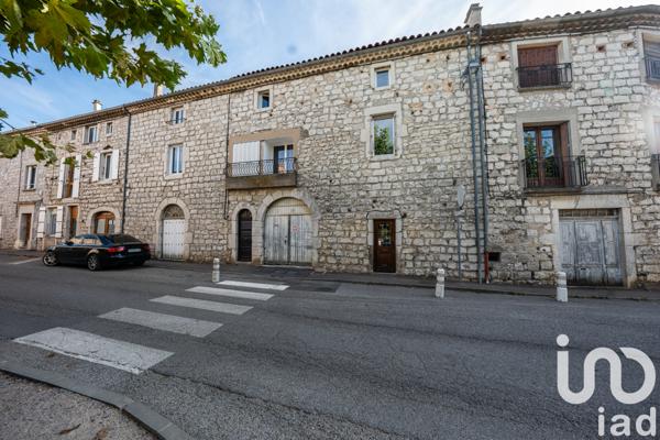 Immeuble à vendre 148 m² Lussas
