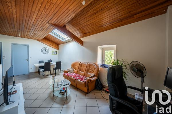Immeuble à vendre 148 m² Lussas
