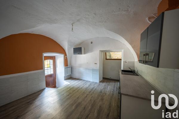 Immeuble à vendre 148 m² Lussas