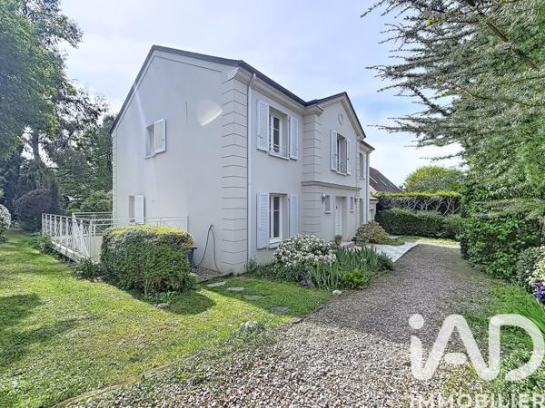 Maison à vendre 7 pièces 222 m² Saint-Prix