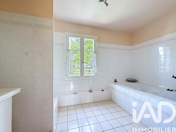 Maison à vendre 7 pièces 222 m² Saint-Prix