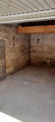 Garage Rive Droite Saintes 20 m2