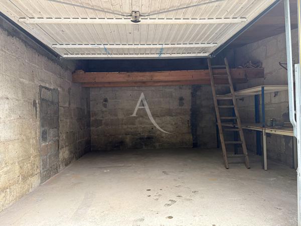 Garage Rive Droite Saintes 20 m2