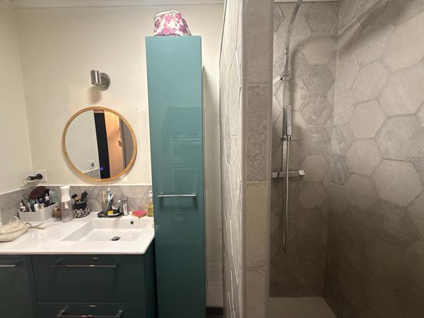 Appartement à louer 1 020 € CC Marseille 3 p 73 m² DPE C