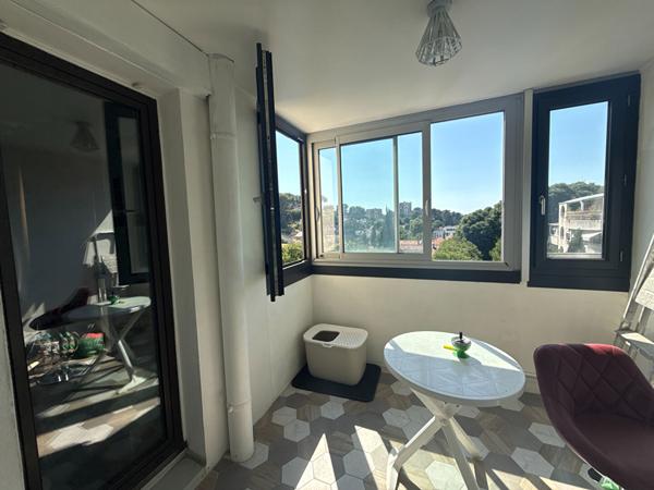 Appartement à louer 1 020 € CC Marseille 3 p 73 m² DPE C