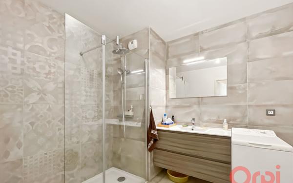 Appartement à vendre    3 pièces • 90 m2 Villeurbanne