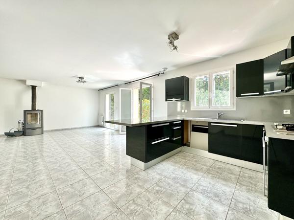 Ventabren (13122) EXCLUSIVITÉ – À louer, maison familiale T5 avec piscine à Ventabren