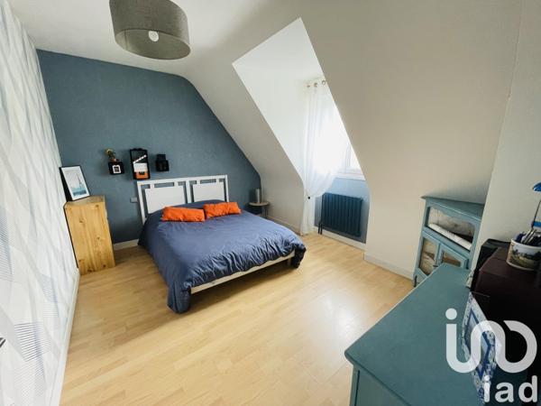 Maison traditionnelle 6 pièces de 125 m² à Janzé (35150)