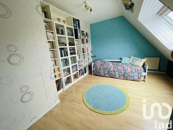 Maison traditionnelle 6 pièces de 125 m² à Janzé (35150)