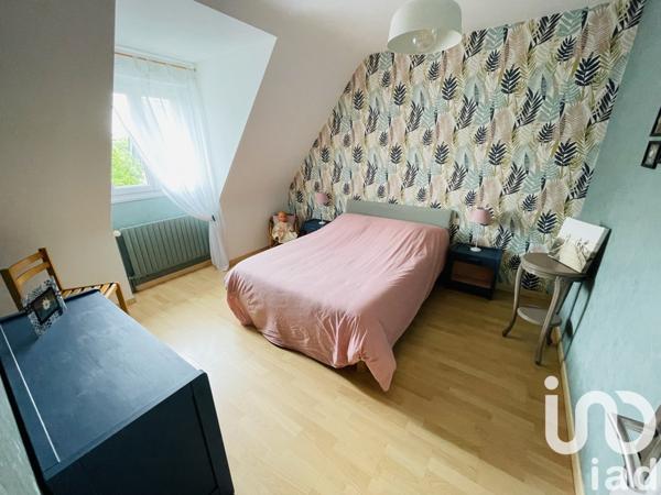 Maison traditionnelle 6 pièces de 125 m² à Janzé (35150)