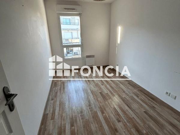 Location Appartement 4 pièces 75.9 m² - 1 RUE LOUISE WEISS Dinan 22100