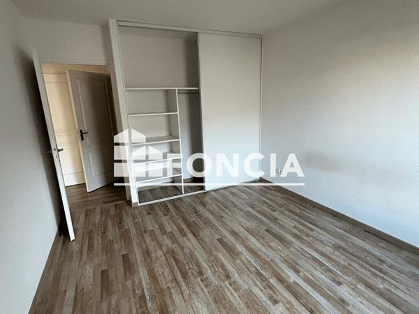 Location Appartement 4 pièces 75.9 m² - 1 RUE LOUISE WEISS Dinan 22100