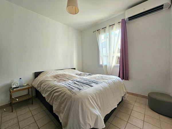 Maison plain-pied La Crau 4 pièce(s)75 m² - Calme, plain pied, jardin.