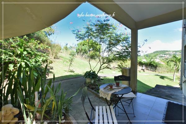 Les Trois Ilets - Appartement 2 pièces - Proche Plage - 52m2 Hab et 39m2 Carrez + Terrasse 18m2 - Box- LES TROIS ILETS (972) à vendre