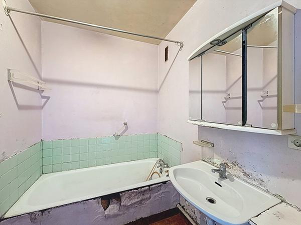 Exclusivité Saint-Jacques/Appartement Grasse T1 Bis de 40 m2, résidence sécurisé avec gardien et espaces verts