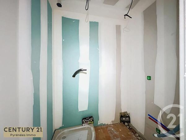 Appartement T2 à vendre  2 pièces - 46,50 m 2   BAGNERES DE LUCHON  - 31
